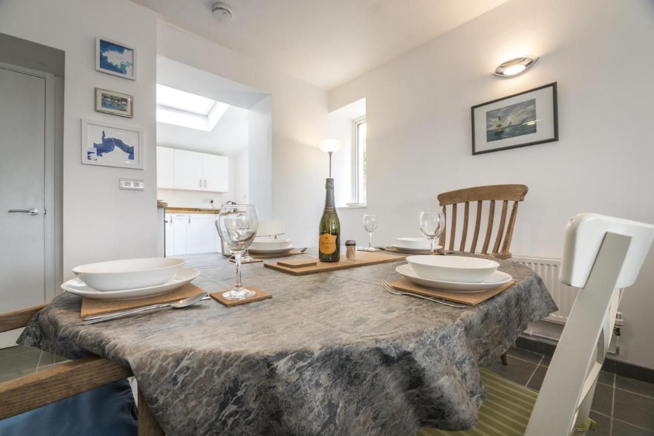 Fair View - 2 Bedroom Cottage - Burton Burton  ภายนอก รูปภาพ