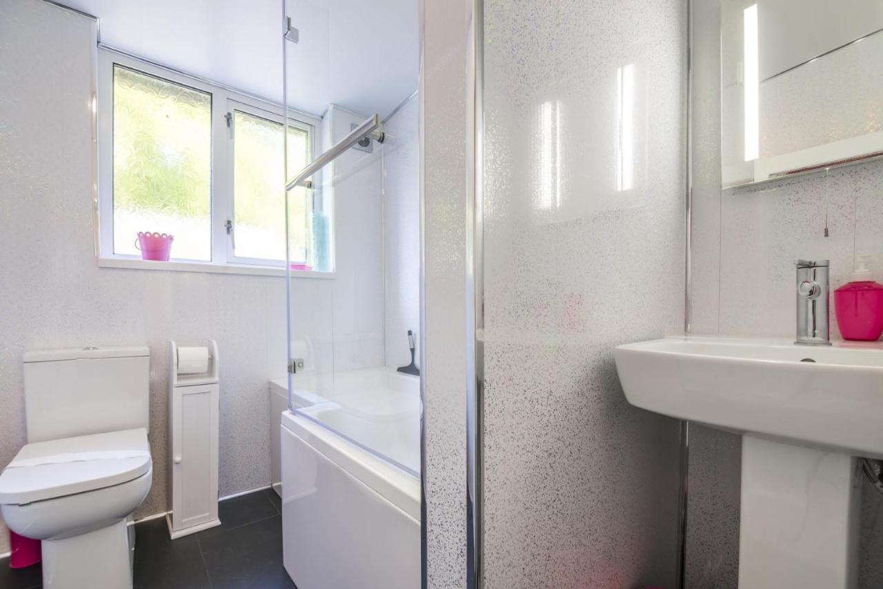 Fair View - 2 Bedroom Cottage - Burton Burton  ภายนอก รูปภาพ